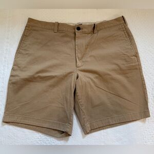 J. Crew 9" Chino Khaki Shorts Size 36 Men's